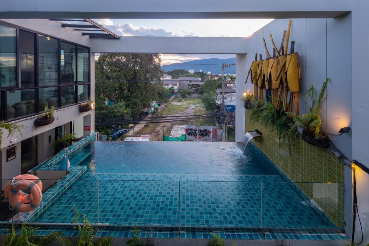 River Art Hotel Chiang Mai Esterno foto